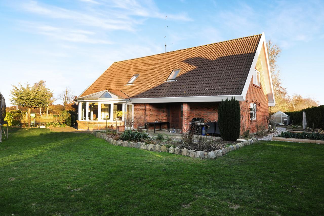 Bed And Breakfast Hasseloe Nykobing Falster Exterior photo